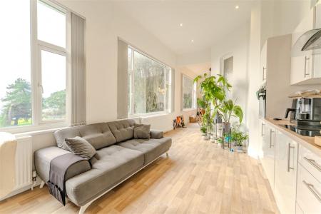 2 bedroom Apartment for sale in Durley Gardens, Bournemouth