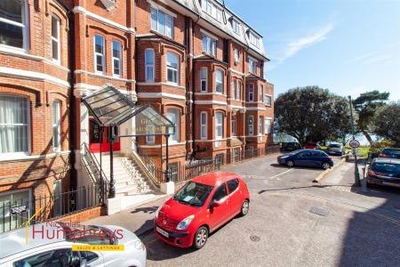 2 bedroom Apartment for sale in Durley Gardens, Bournemouth