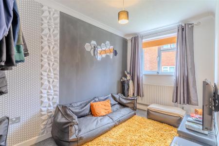 2 bedroom Property for sale in Allenview Road, Wimborne