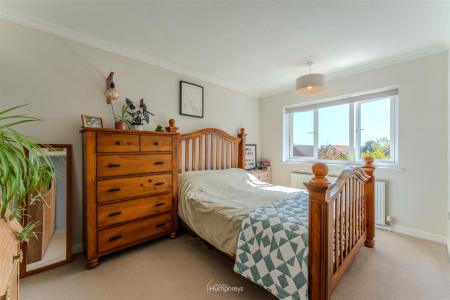 4 bedroom Detached house for sale in Canford View Drive, Wimborne