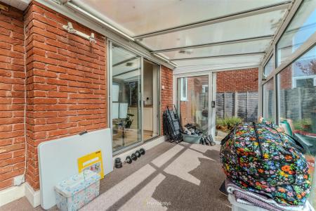 4 bedroom Detached house for sale in Canford View Drive, Wimborne