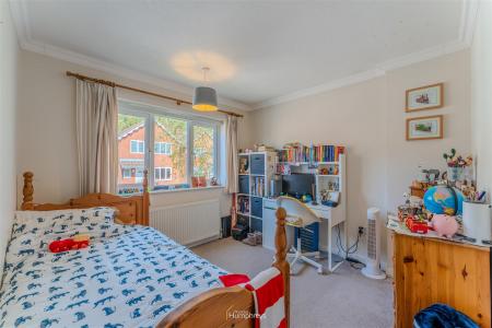 4 bedroom Detached house for sale in Canford View Drive, Wimborne