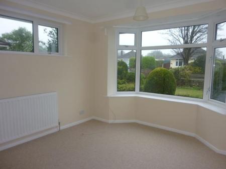 2 bedroom Detached bungalow to let in VENNING AVENUE, BEAR CROSS