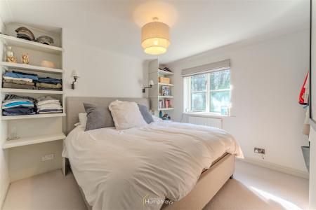 2 bedroom Town house for sale in Millstream Close, Wimborne