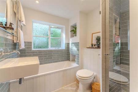 2 bedroom Town house for sale in Millstream Close, Wimborne