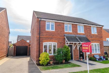 Cowslip Road, Wimborne