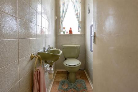 2 bedroom Chalet for sale in Middlehill Road, Wimborne