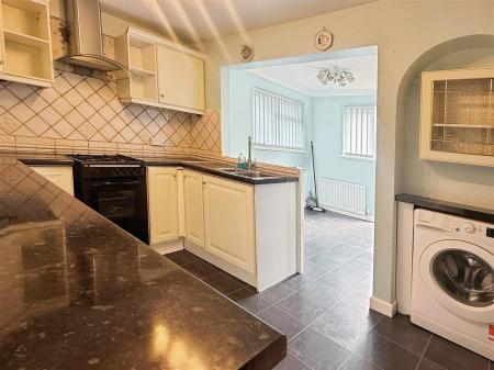4 bedroom Detached bungalow to let in Finchfield Avenue, Bournemouth