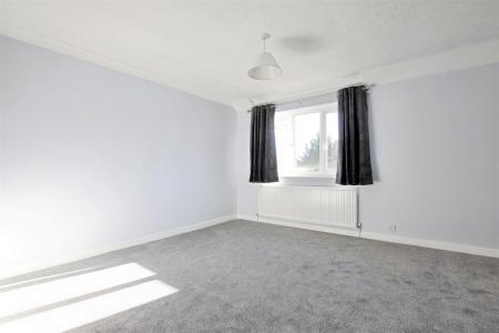 2 bedroom Terraced House to let in Leigh Road, Wimborne
