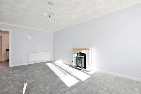 2 bedroom Terraced House to let in Leigh Road, Wimborne