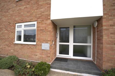 1 bedroom Apartment to let in MEADOW COURT, LEIGH ROAD, WIMBORNE