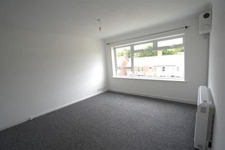 1 bedroom Apartment to let in MEADOW COURT, LEIGH ROAD, WIMBORNE