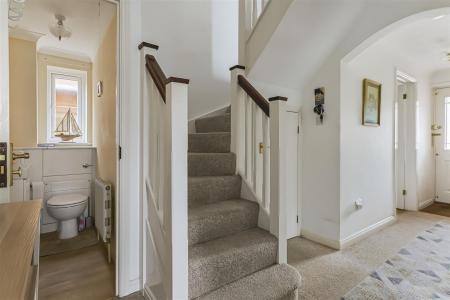 4 bedroom Detached house for sale in Henbest Close, Wimborne