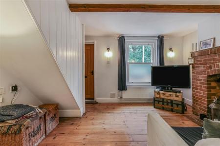 3 bedroom End of terrace house for sale in Middlehill Road, Wimborne