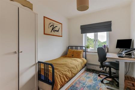 3 bedroom End of terrace house for sale in Middlehill Road, Wimborne