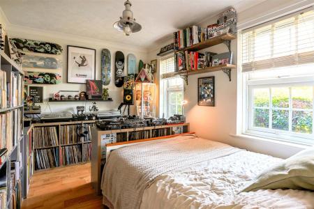 4 bedroom Detached house for sale in Park Lane, Wimborne