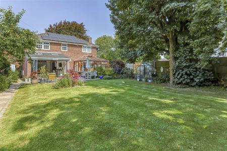 4 bedroom Detached house for sale in Park Lane, Wimborne
