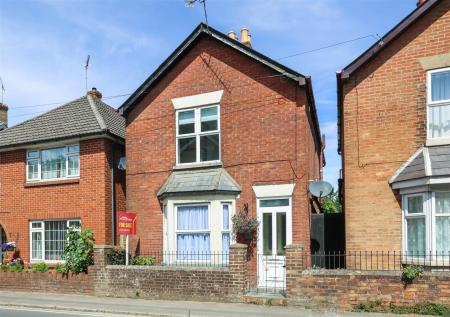 3 bedroom Detached house for sale in Julians Road, Wimborne
