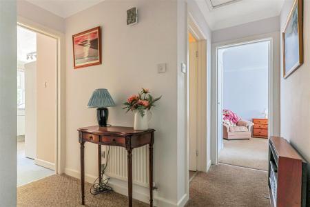 2 bedroom Apartment for sale in Allenview Road, Wimborne