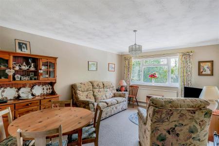 2 bedroom Apartment for sale in Allenview Road, Wimborne