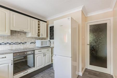 2 bedroom Apartment for sale in Allenview Road, Wimborne