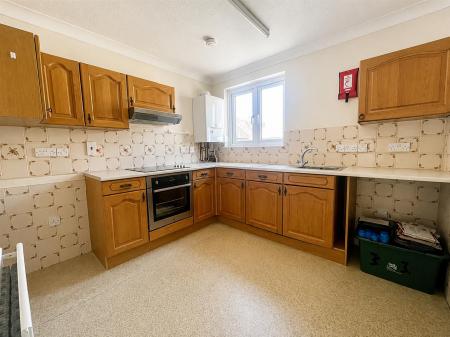 2 bedroom Apartment for sale in Grammar School Lane, Wimborne