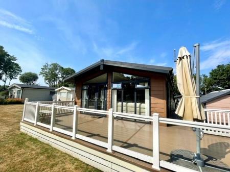 2 bedroom Mobile home for sale in Merley House Lane, Poole