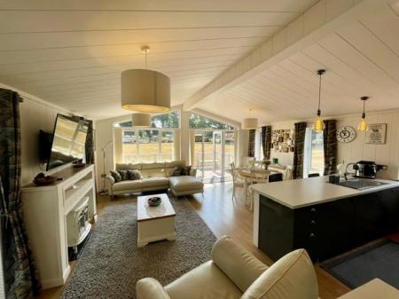 2 bedroom Mobile home for sale in Merley House Lane, Poole