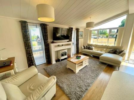 2 bedroom Mobile home for sale in Merley House Lane, Poole
