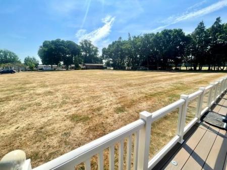 2 bedroom Mobile home for sale in Merley House Lane, Poole