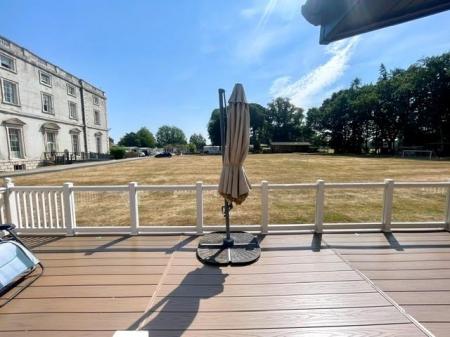 2 bedroom Mobile home for sale in Merley House Lane, Poole
