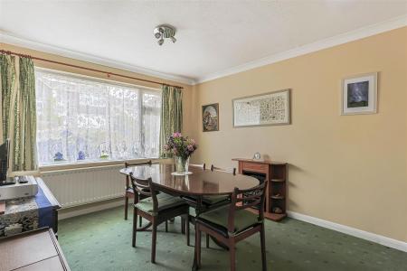 5 bedroom Chalet for sale in Ashmeads Way, Wimborne