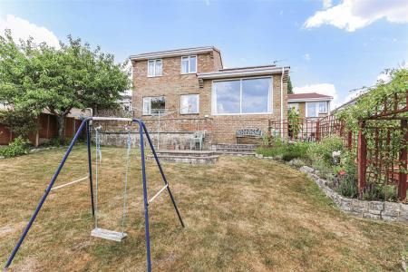 5 bedroom Chalet for sale in Ashmeads Way, Wimborne