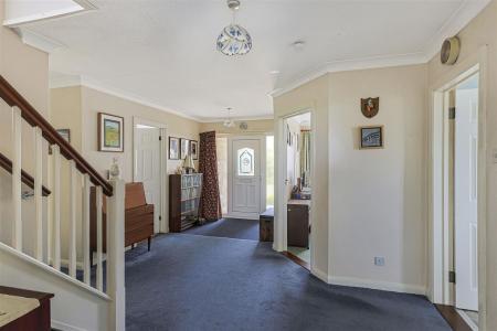 5 bedroom Chalet for sale in Ashmeads Way, Wimborne