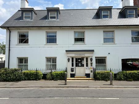 1 bedroom Apartment for sale in East Borough, Wimborne