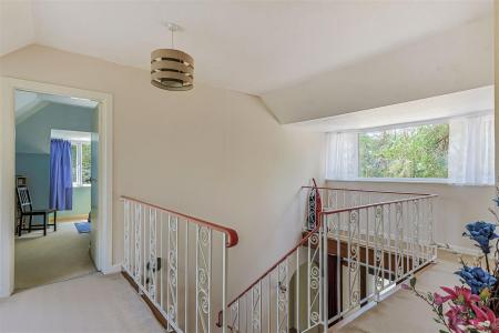 4 bedroom Chalet for sale in Matchams Lane, Christchurch
