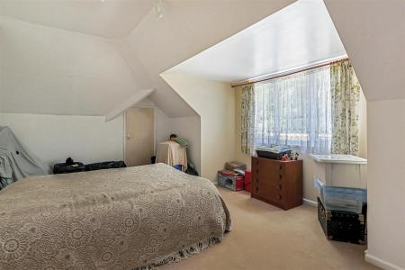 4 bedroom Chalet for sale in Matchams Lane, Christchurch
