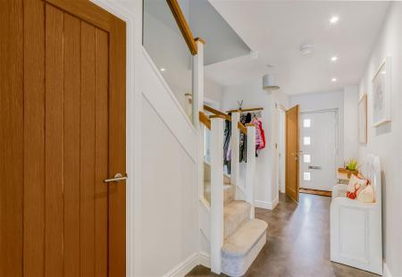 4 bedroom Detached house for sale in Gravel Hill, Wimborne