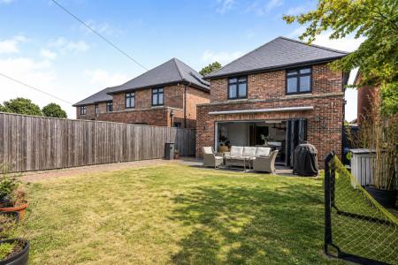 4 bedroom Detached house for sale in Gravel Hill, Wimborne