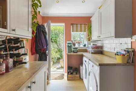 3 bedroom Semi-detached house for sale in Cutlers Place, Wimborne