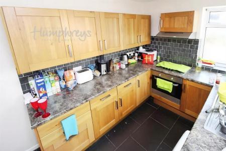3 bedroom Terraced House to let in Newcome Road, Portsmouth