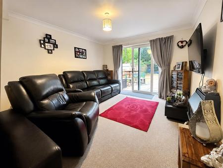 3 bedroom End of terrace house for sale in Bridle Way, Wimborne