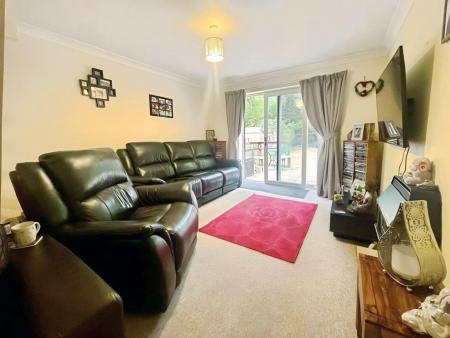 3 bedroom End of terrace house for sale in Bridle Way, Wimborne