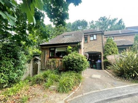 Bridle Way, Wimborne