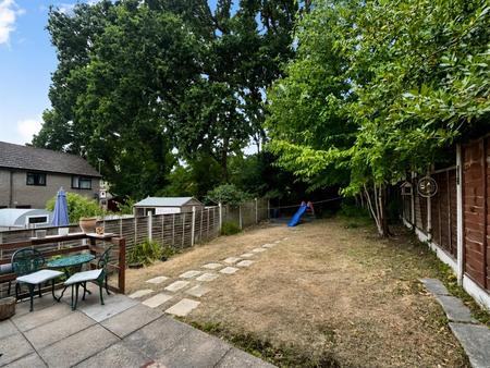 3 bedroom End of terrace house for sale in Bridle Way, Wimborne