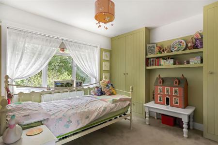 4 bedroom Property for sale in 6, Horton Heath, Dorset, BH21 7JR