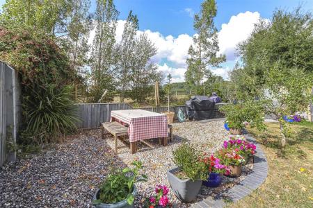 4 bedroom Property for sale in 6, Horton Heath, Dorset, BH21 7JR