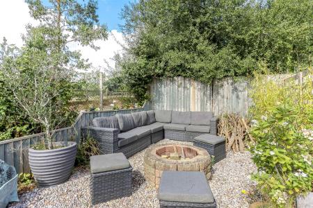 4 bedroom Property for sale in 6, Horton Heath, Dorset, BH21 7JR