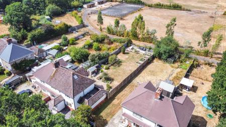 4 bedroom Property for sale in 6, Horton Heath, Dorset, BH21 7JR