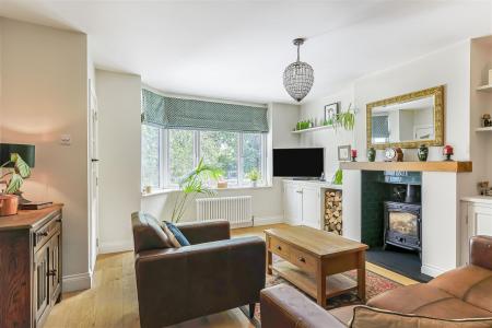 4 bedroom Property for sale in 6, Horton Heath, Dorset, BH21 7JR